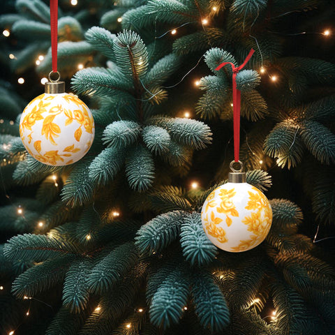 Gladstone Yellow Fine Bone China Bauble